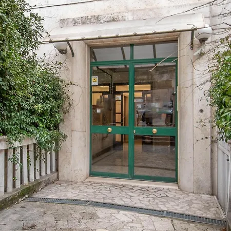 Rhome311 - Vatican Apartamento *